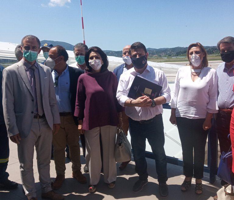 Ρόδη Κράτσα - Περιφερειάρχης Ιονίων Νήσων: Είμαστε έτοιμοι να υποδεχθούμε με ασφάλεια τους τουρίστες - Ελλάδα