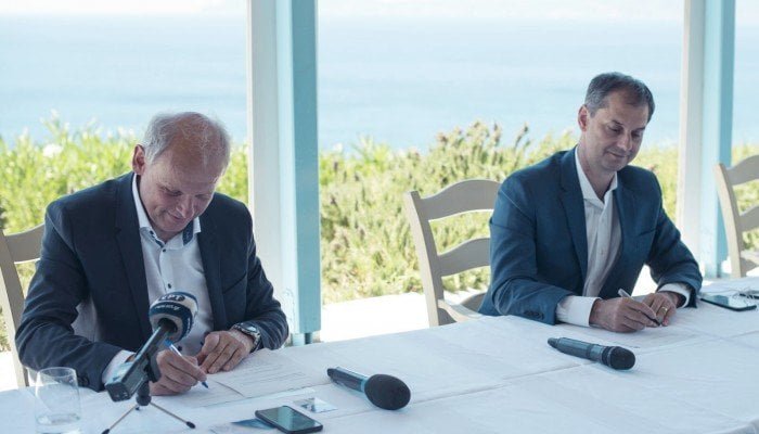 Συμφωνία της Ελλάδας με τον όμιλο TUI - Θεοχάρης: Σημαντική για να κερδίσει η χώρα το χαμένο έδαφος - Εξωτερικό