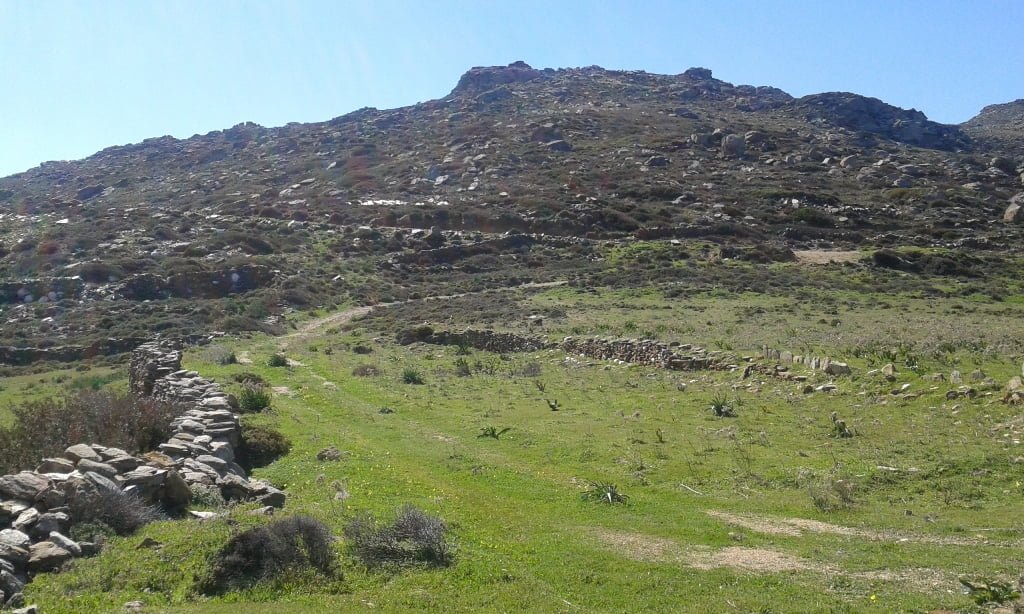 Όταν ο Γιώργος γνώρισε τη Φλώρα γεννηθηκε το Iospaths.gr - Ελλάδα
