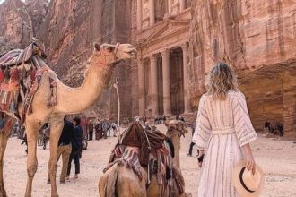 Travellers: Πηνελόπη Καλέντη - Travellers
