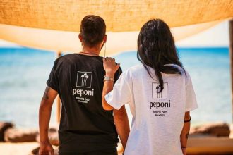 Βόλτα στο Beach Bar Peponi, στους Αμμόλοφους στη Νέα Πέραμο - Ελλάδα