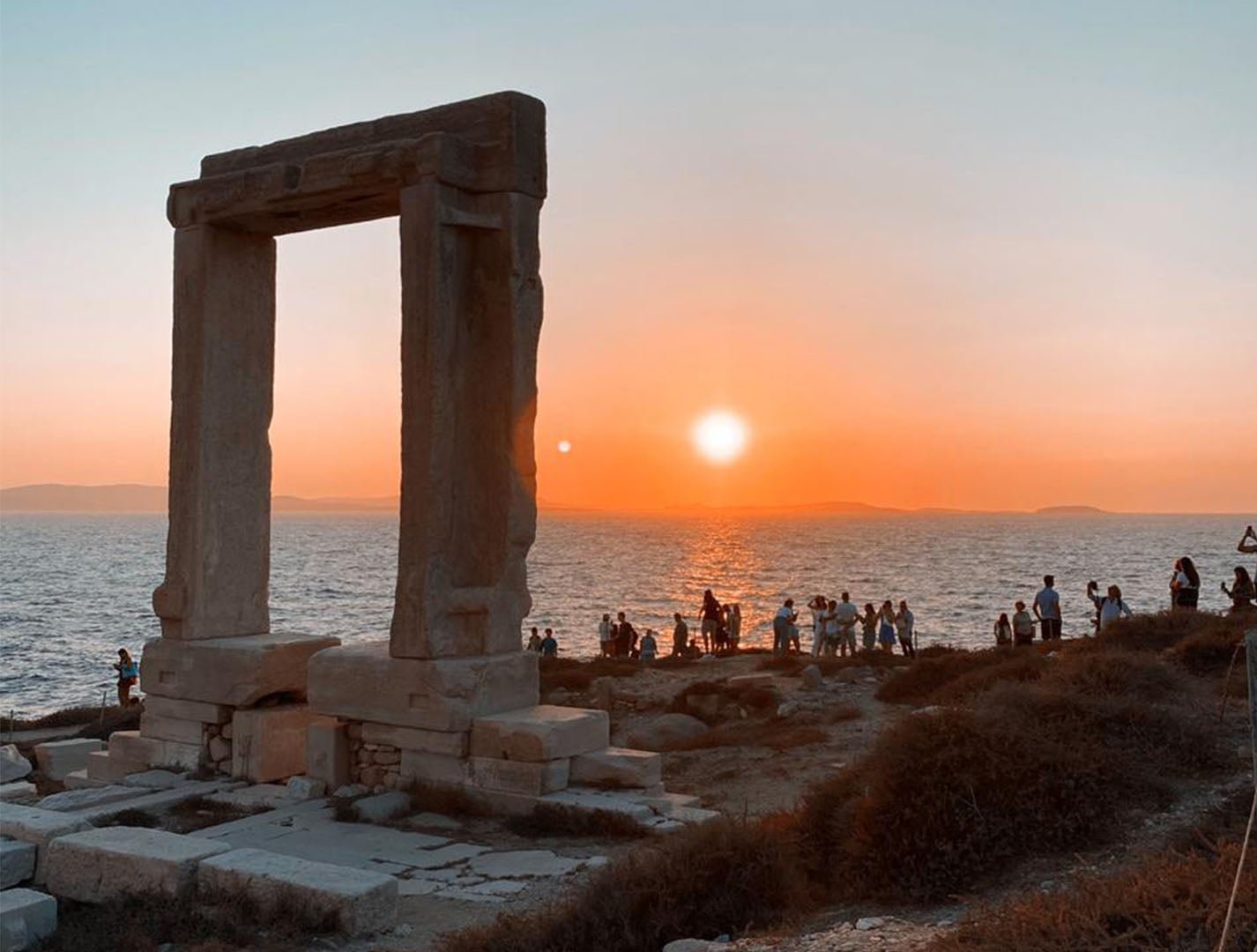Νάξος: Ένα νησί για όλα τα γούστα - Ελλάδα, Ίος