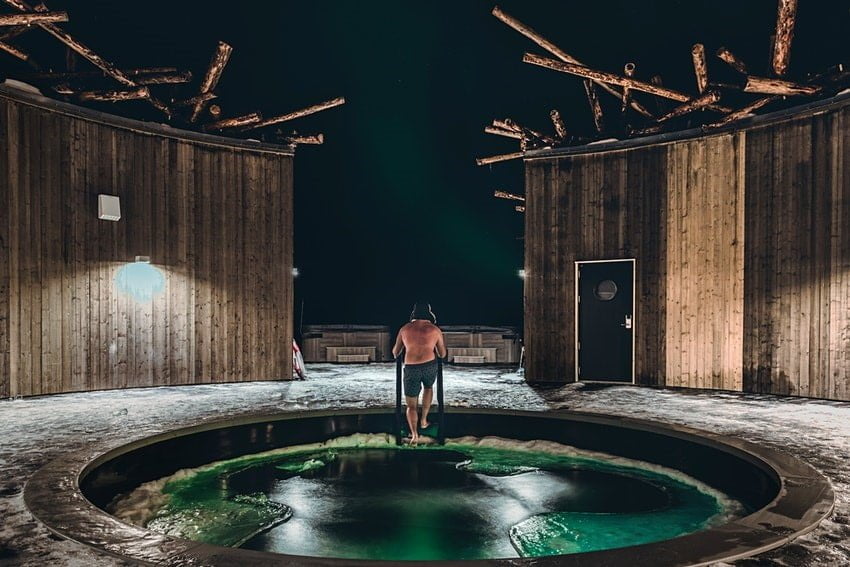 Arctic Bath: Το νέο απίθανο πλωτό ξενοδοχείο με σπα της Σουηδίας - Ταξιδιωτικά Νέα Arctic Bath: Το νέο απίθανο πλωτό ξενοδοχείο με σπα της Σουηδίας - Ταξιδιωτικά Νέα