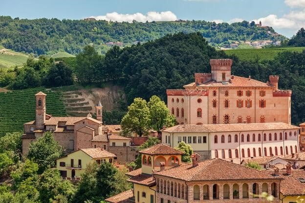 Barolo: Η «πόλη του κρασιού» για το 2021 - Ταξιδιωτικά Νέα Barolo: Η «πόλη του κρασιού» για το 2021 - Ταξιδιωτικά Νέα