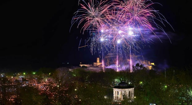Πάσχα στην Κέρκυρα - Κέρκυρα Πάσχα στην Κέρκυρα - Κέρκυρα