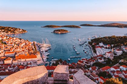 Χβαρ: το πανέμορφο νησί της Κροατίας και των αρχαίων Ελλήνων - Κροατία