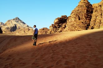 Ιορδανία: Η απόλυτη εμπειρία της ερήμου Wadi Rum - Ταξιδιωτικές Εμπειρίες