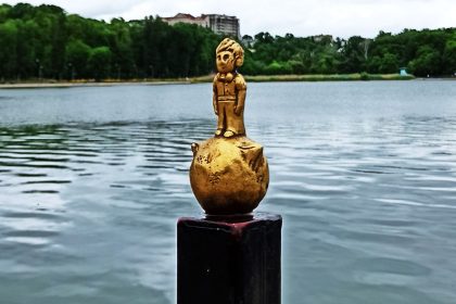 Που θα δεις το μικρότερο άγαλμα του Μικρού Πρίγκιπα - μολδαβία