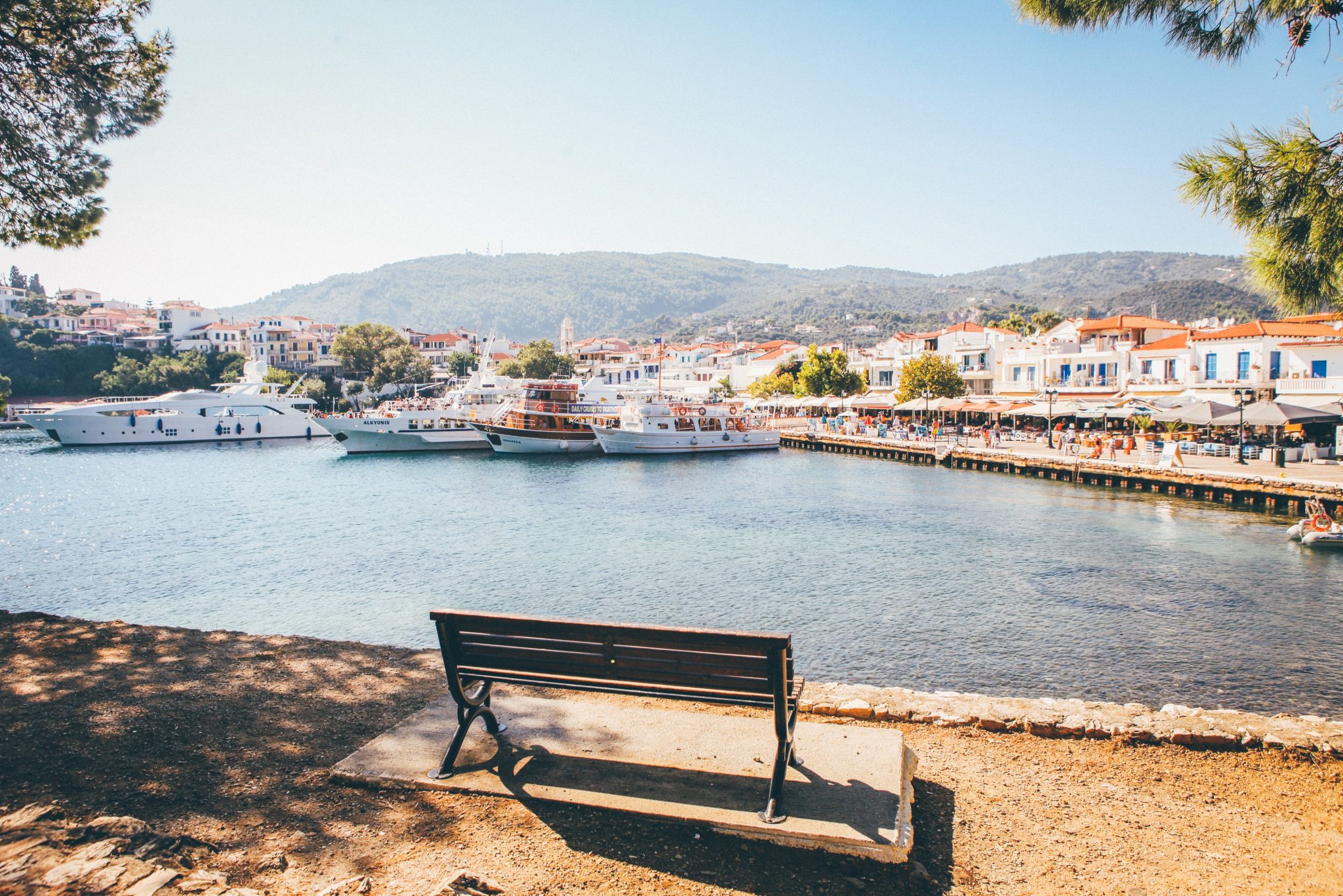 Η Σκιάθος στους νέους προορισμούς της easyjet, με δρομολόγια από Μιλάνο και Νάπολη - Ταξιδιωτικά Νέα