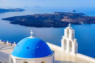 Οι Τρεις Καμπάνες των Φηρών: το διάσημο καμπαναριό της Σαντορίνης - Ελλάδα, Μεσολόγγι
