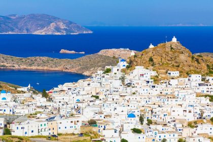 Ίος: Το νησί με τη μεγαλύτερη αύξηση ακτοπλοϊκών αφίξεων πανελληνίως - Ταξιδιωτικά Νέα
