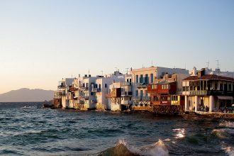 Τα πασχαλινά έθιμα της Μυκόνου - Μύκονος