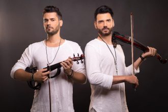 Travellers: Duo Violins - Travellers