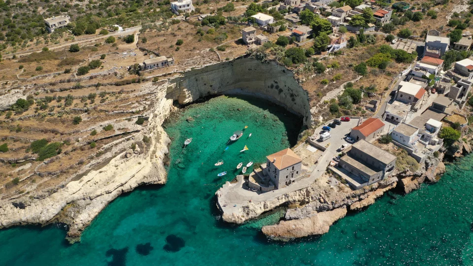 Μέζαπος: εκεί που ο θρύλος των πειρατών συναντά την πραγματικότητα - Ελλάδα