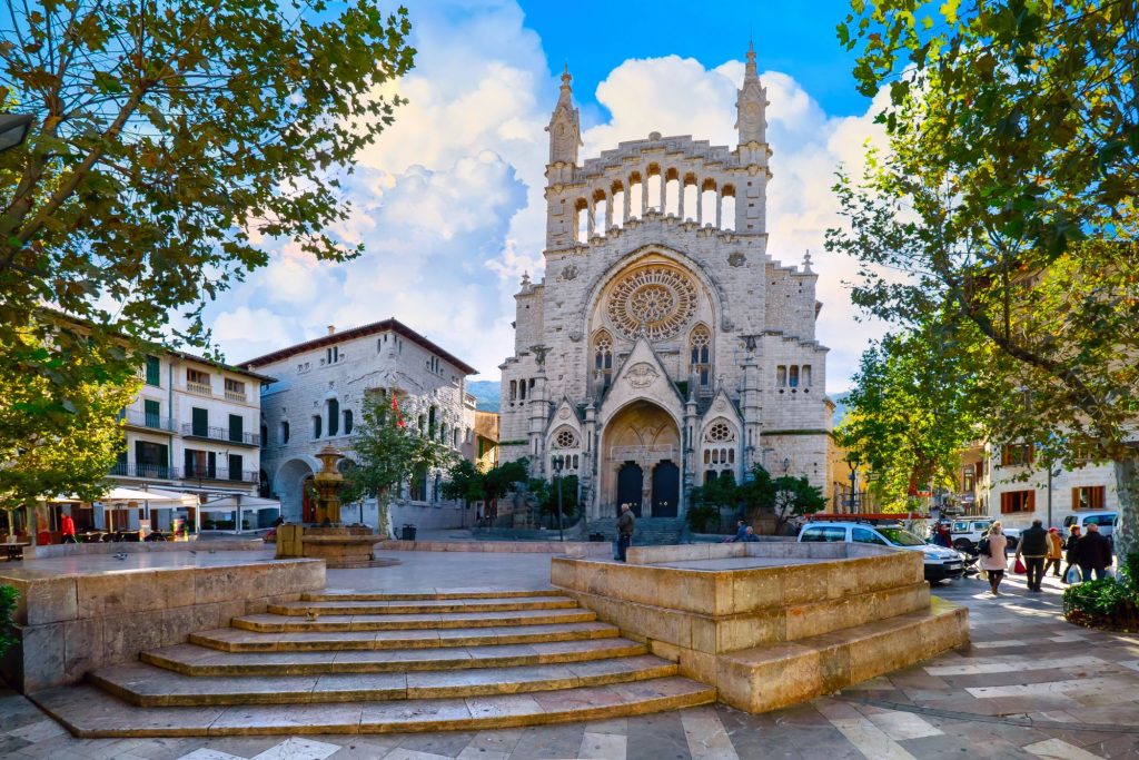 Sóller: μια από τις πιο όμορφες πόλεις της Μαγιόρκα - Ευρώπη