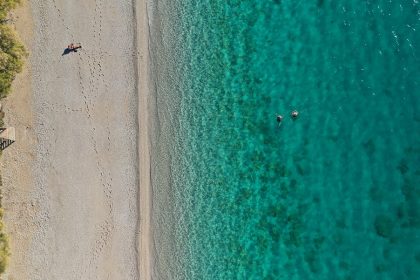 Προσήλι: Η παραλία με τα κρυστάλλινα νερά κοντά στην Αθήνα που θυμίζει νησί - Χωρίς Κατηγορία