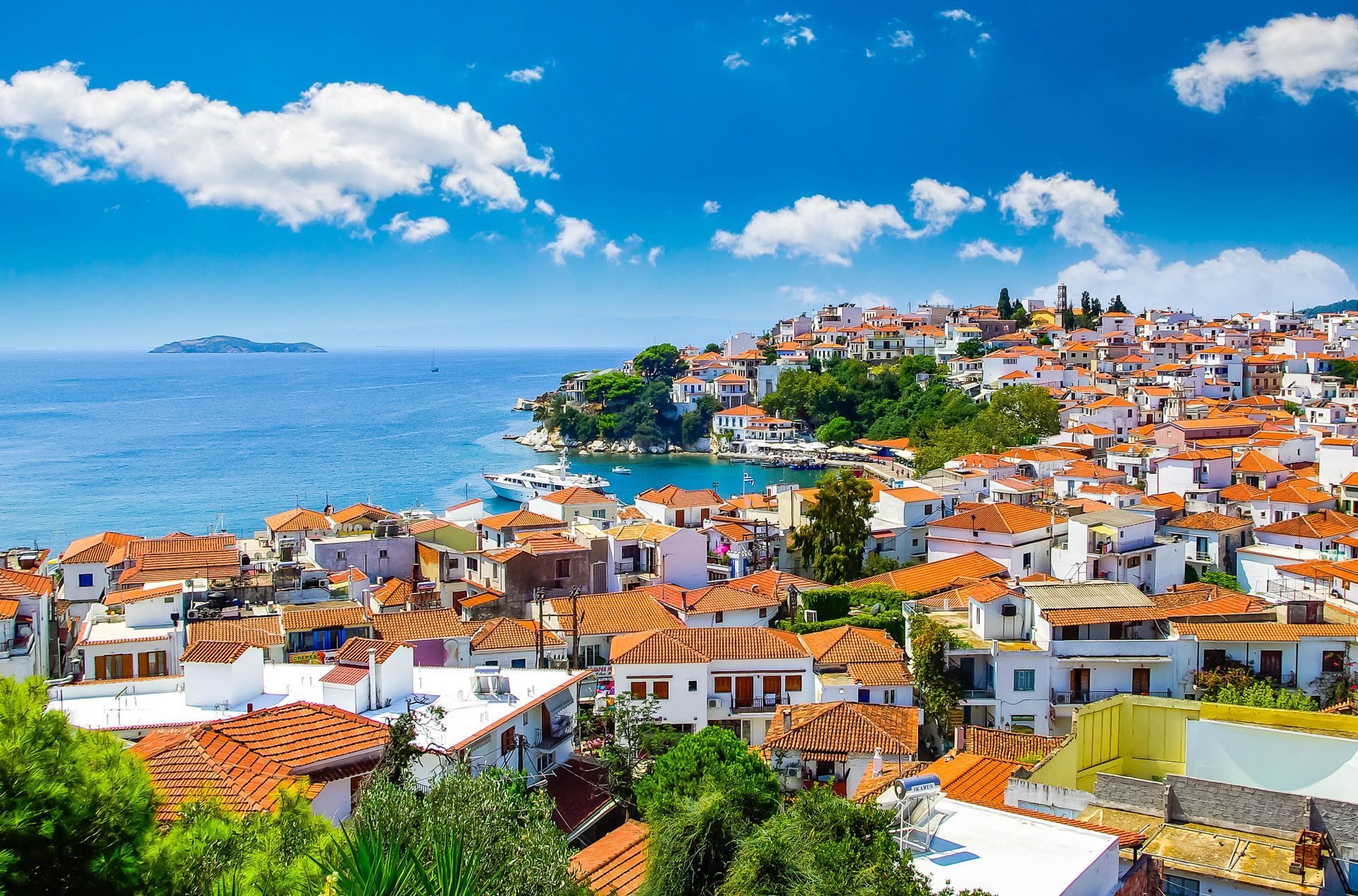 Με 15 Γαλάζιες Σημαίες τιμήθηκε η Σκιάθος - Δείτε ποιες παραλίες βραβεύθηκαν! - Ελλάδα