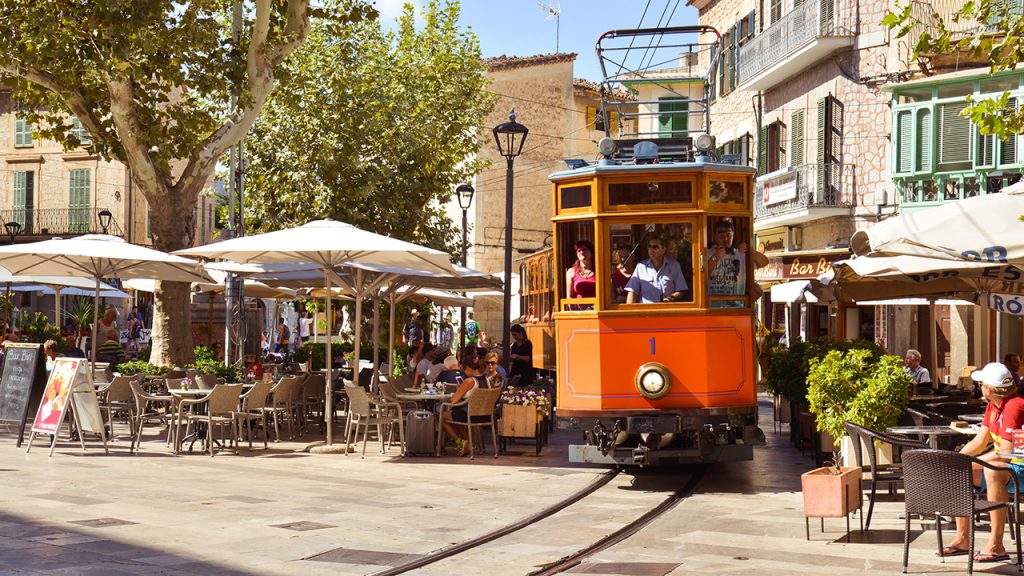 Sóller: μια από τις πιο όμορφες πόλεις της Μαγιόρκα - Ευρώπη