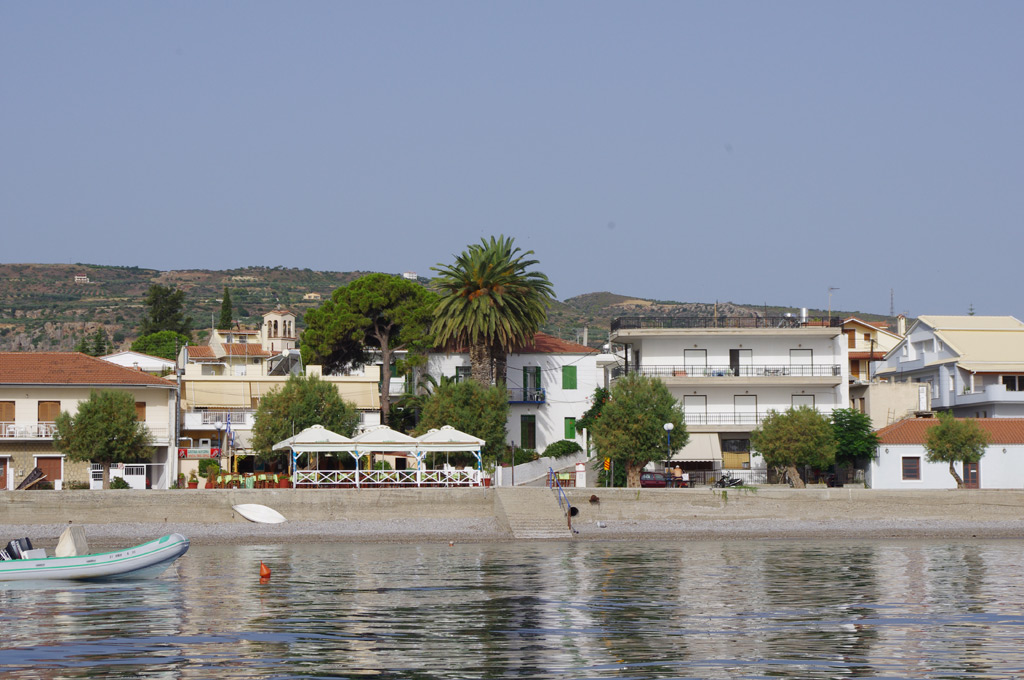Συκιά Κορινθίας: το «πράσινο ακρογιάλι της πατρίδας» - Νησιά Αιγαίου
