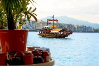 Κitchen Bar: Τo στολίδι του λιμανιού της Θεσσαλονίκης - Θεσσαλονίκη