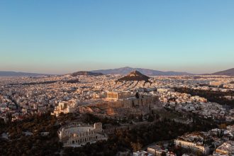 European Best Destinations | Αθήνα (2η), Ρόδος και Μήλος στους top20 προορισμούς των Ευρωπαίων το 2023 - Ταξιδιωτικά Νέα