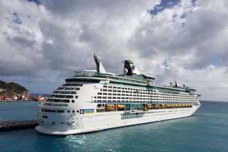 Eπίσκεψη στο Κρουαζιερόπλοιο “Εxplorer of the Seas” της Royal Caribbean International στον Πειραιά - Ταξιδιωτικά Νέα
