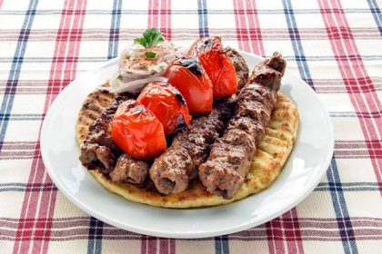 Taste Atlas: Αυτή η Ελληνική ταβέρνα ανήκει στα 150 πιο θρυλικά εστιατόρια στον κόσμο για το 2023 - Ηπειρωτική Ελλάδα