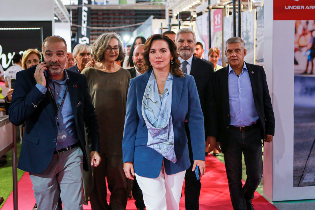 «Marathon Expo 2023»: Παρουσία της υπουργού Τουρισμού Όλγας Κεφαλογιάννη τα εγκαίνια – «Ένα κορυφαίο αθλητικό και πολιτιστικό γεγονός με παγκόσμια απήχηση» - Ταξιδιωτικά Νέα «Marathon Expo 2023»: Παρουσία της υπουργού Τουρισμού Όλγας Κεφαλογιάννη τα εγκαίνια – «Ένα κορυφαίο αθλητικό και πολιτιστικό γεγονός με παγκόσμια απήχηση» - Ταξιδιωτικά Νέα
