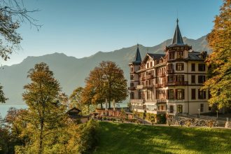 GRANDHOTEL GIESSBACH: Το 5* ξενοδοχείο με τη μεγάλη ιστορία, χτισμένο στην καρδιά της Ελβετικής υπαίθρου - Ελλάδα