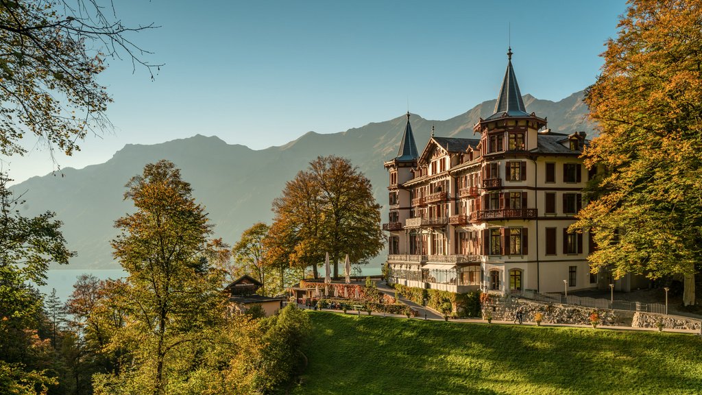 GRANDHOTEL GIESSBACH: Το 5* ξενοδοχείο με τη μεγάλη ιστορία, χτισμένο στην καρδιά της Ελβετικής υπαίθρου - Ευρώπη, Best Of