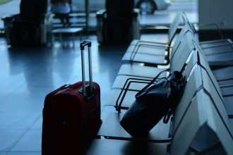 5 hacks για να βρείτε φθηνότερα αεροπορικά εισιτήρια - 5 tips