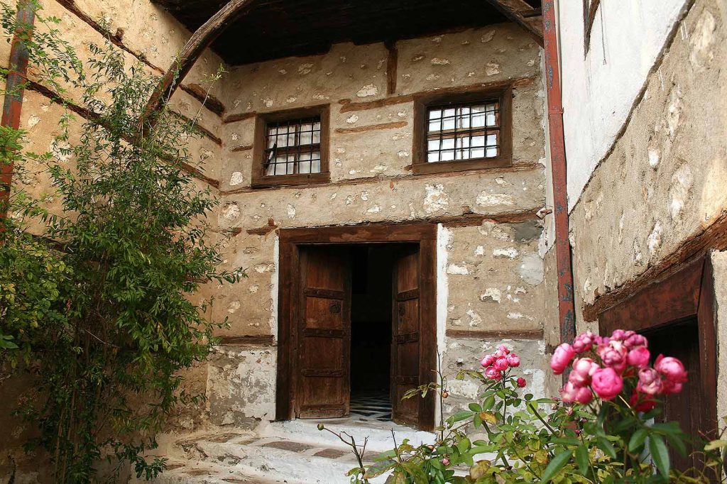10 λόγοι για να επισκεφθείτε την Καστοριά - Καστοριά