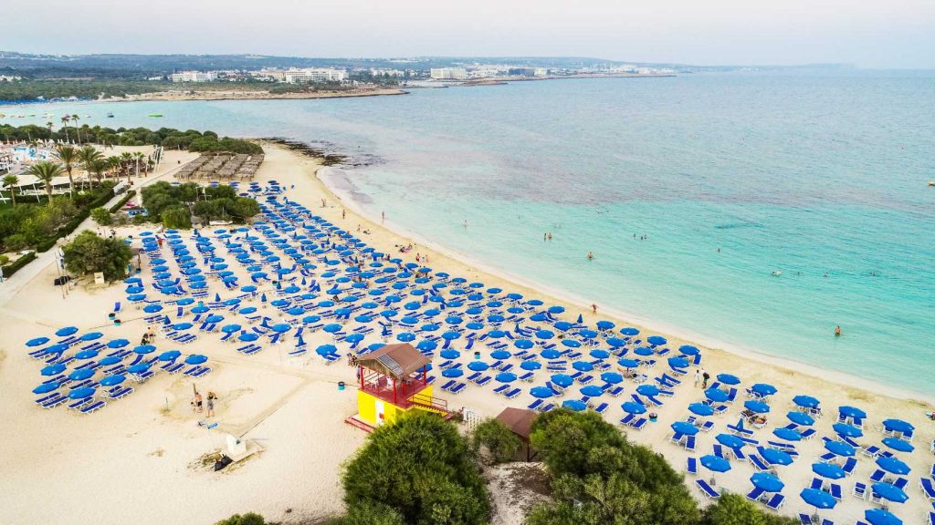 Ανακαλύπτοντας την Κύπρο: Η Μένια μοιράζεται τα μυστικά της - Travellers