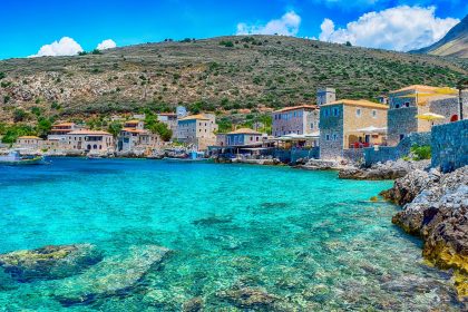 Λιμένι: Το πέτρινο στολίδι της Μάνης! - Λιμένι