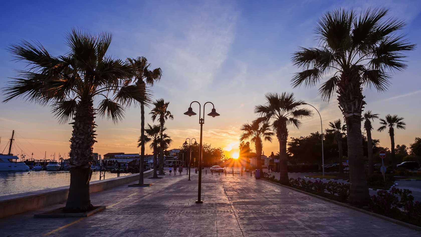 Ανακαλύπτοντας την Κύπρο: Η Μένια μοιράζεται τα μυστικά της - Ελλάδα