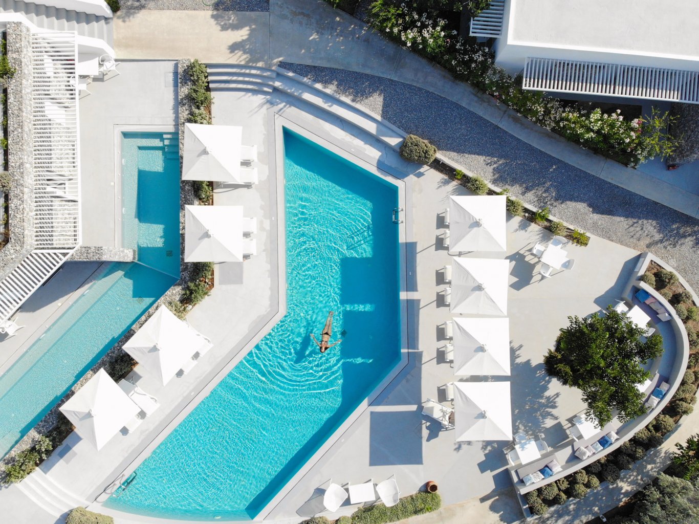 Relux Ios Hotel: Η Απόλυτη επιλογή για τη διαμονή σας στην Ίο - Ίος