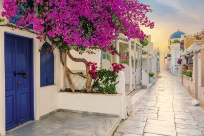 Επιστροφή στην κανονικότητα για τη Σαντορίνη – Έτοιμη να υποδεχθεί τουρίστες, δηλώνει η Υπουργός Τουρισμού - Σαντορίνη