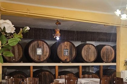 «Το Παλιό Κουτούκι»: Παραδοσιακή γεύση και ζεστή ατμόσφαιρα σε μία γνήσια αθηναϊκή ταβέρνα! - thefooder.gr