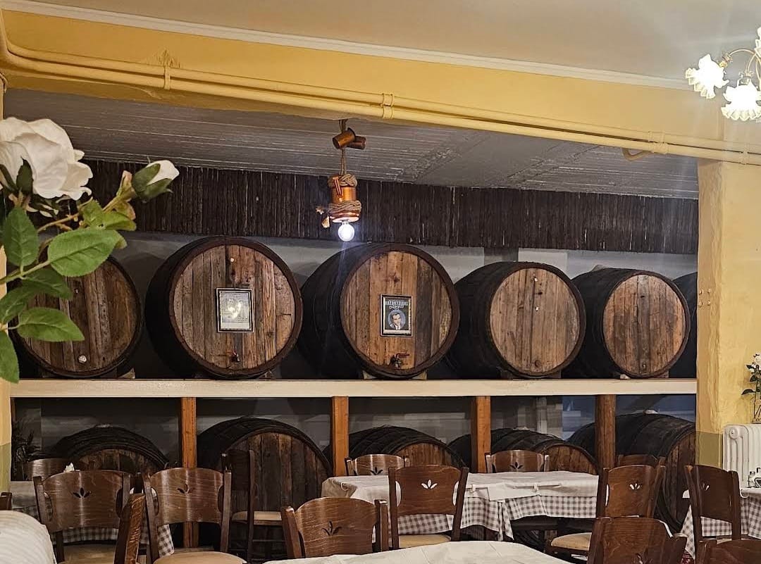 «Το Παλιό Κουτούκι»: Παραδοσιακή γεύση και ζεστή ατμόσφαιρα σε μία γνήσια αθηναϊκή ταβέρνα! - thefooder.gr