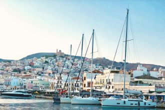 Ποιες είναι οι καλύτερες παραλίες της Σύρου; - Νησιά Αιγαίου